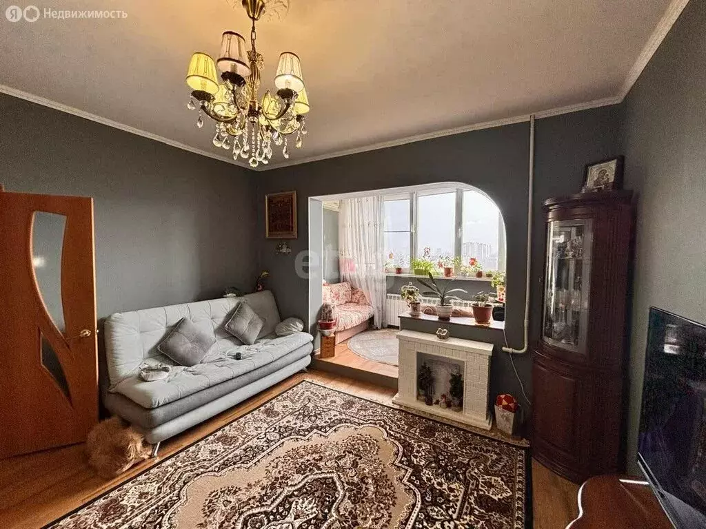 2-комнатная квартира: Астрахань, улица Бориса Алексеева, 53 (55.2 м) - Фото 1