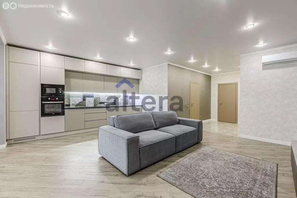 1-комнатная квартира: Казань, Комсомольская улица, 1 (69 м) - Фото 2