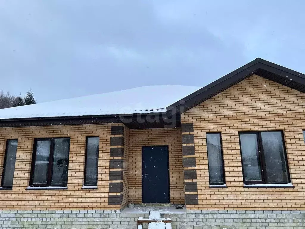 Дом в Брянская область, Брянский район, Мичуринское с/пос, Строитель ... - Фото 1