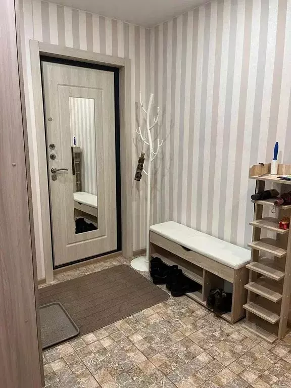 2-к кв. Псковская область, Пушкинские Горы рп ул. Ленина, 36 (53.0 м) - Фото 1