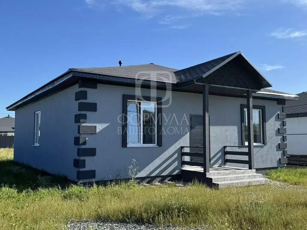 Дом в Свердловская область, Белоярский муниципальный округ, пос. ... - Фото 1