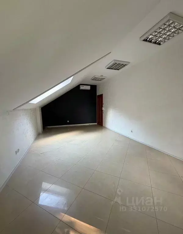 Помещение свободного назначения в Краснодарский край, Сочи Туапсинская ... - Фото 2