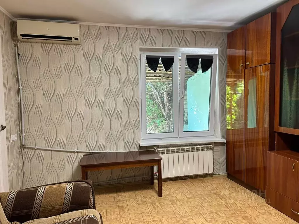 Дом в Крым, Симферополь ул. 51-й Армии (30 м) - Фото 1