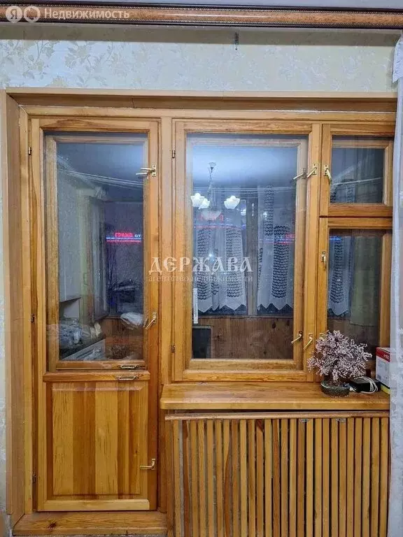 2-комнатная квартира: Старый Оскол, микрорайон Зелёный Лог, 1 (52.2 м) - Фото 0