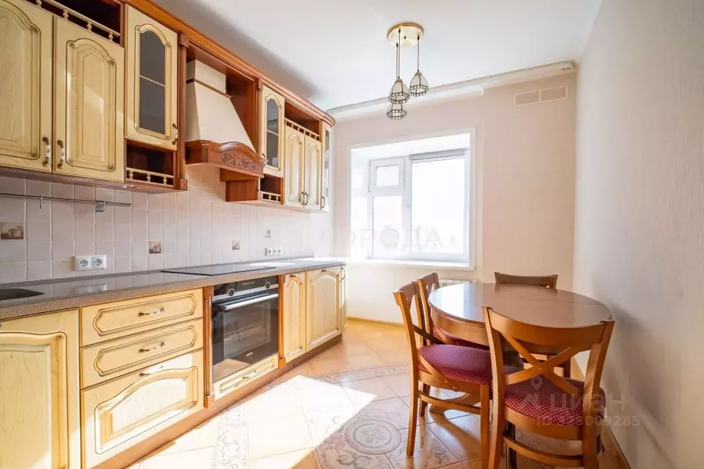 2-к кв. Новосибирская область, Новосибирск ул. Орджоникидзе, 30 (70.0 ... - Фото 0