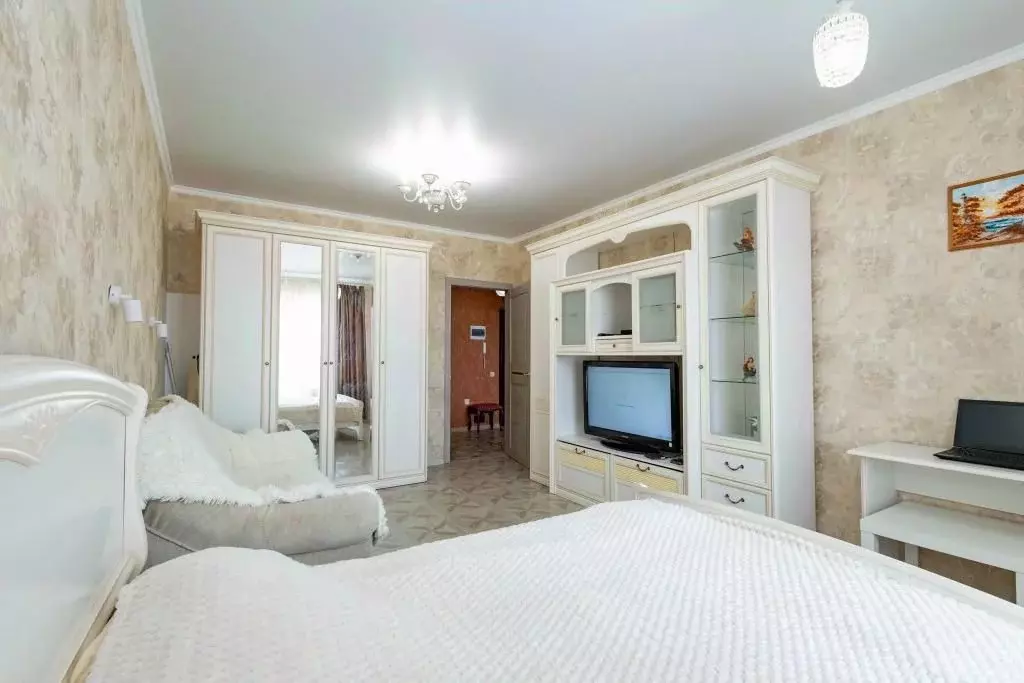 1-к кв. Калининградская область, Калининград ул. Виктора Гакуна, 5 ... - Фото 1