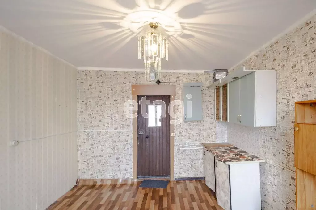 Комната Тюменская область, Тюмень ул. Республики, 210 (15.0 м) - Фото 1