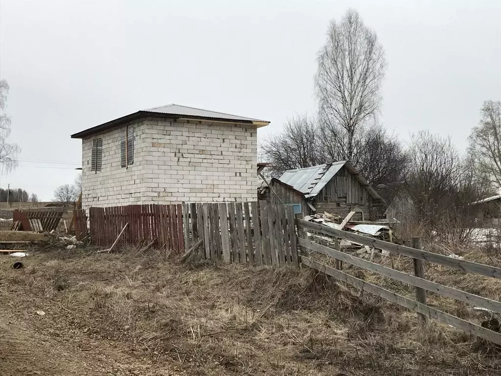 Погода пихтовка пермский край. Деревня Пихтовка Пермский край. Село Пихтовка Частинского района Пермского края. Пермский край Частинский с Пихтовка. Головниха Пермский край.