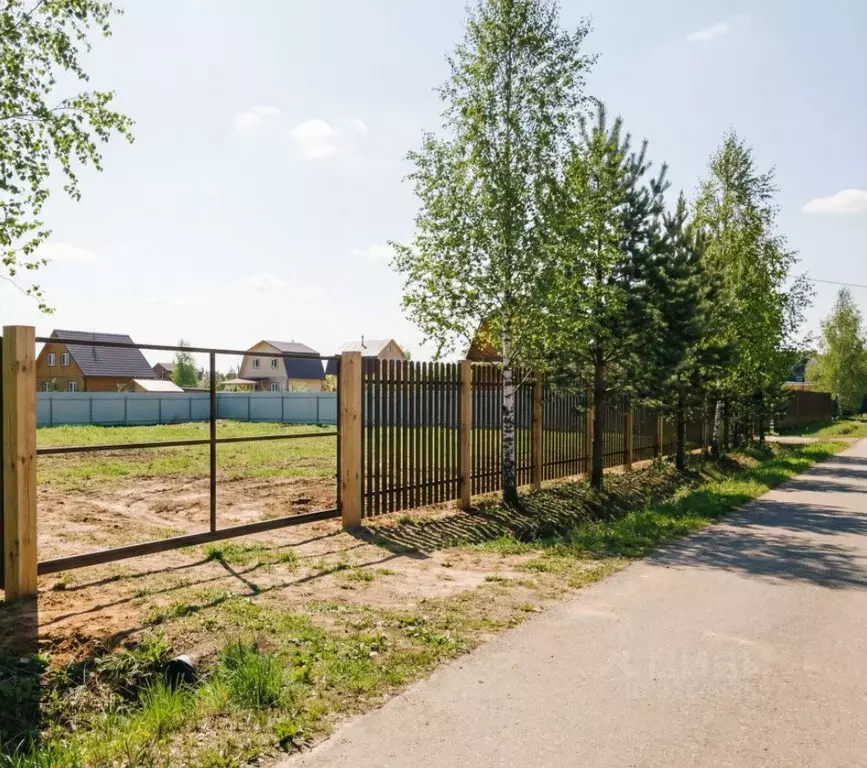 Участок в Московская область, Домодедово городской округ, д. Тупицино ... - Фото 1