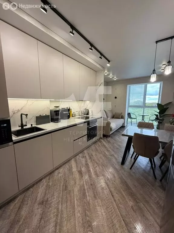 2-комнатная квартира: Калининград, Закатная улица, 29к1 (69 м) - Фото 1