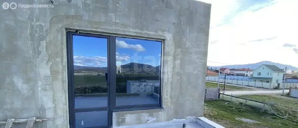 Дом в Орлиное, Интернациональная улица (222 м) - Фото 0