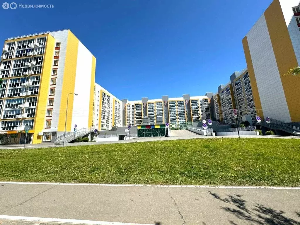 1-комнатная квартира: Казань, улица Азата Аббасова, 8 (54 м) - Фото 1