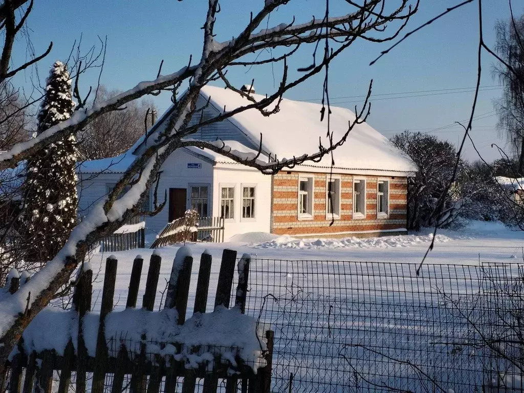 Дом в Смоленская область, Рославльский муниципальный округ, д. Малые ... - Фото 1