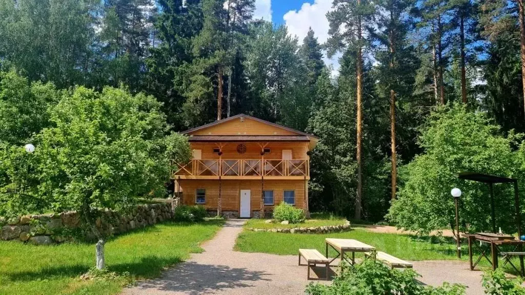 1-к кв. Новгородская область, Валдайский район, Рощинское с/пос, д. ... - Фото 1