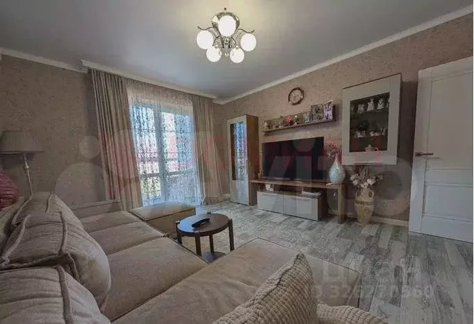 3-к кв. Ростовская область, Новочеркасск ул. Фрунзе, 71Г (90.0 м) - Фото 1