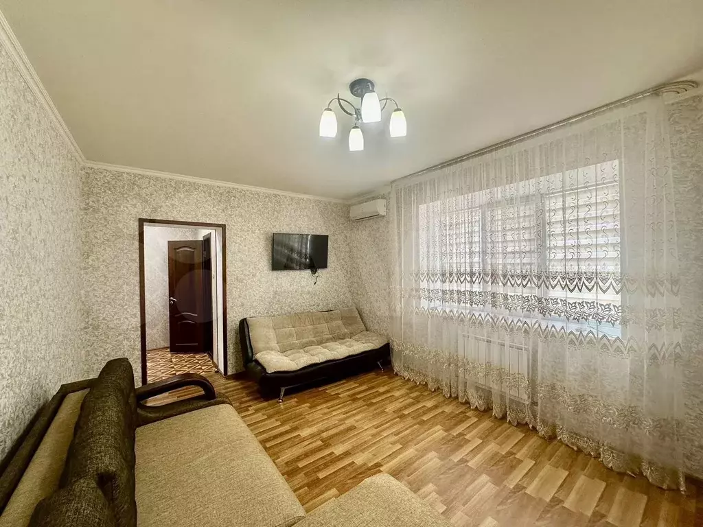 1-к. квартира, 42 м, 4/5 эт. - Фото 1