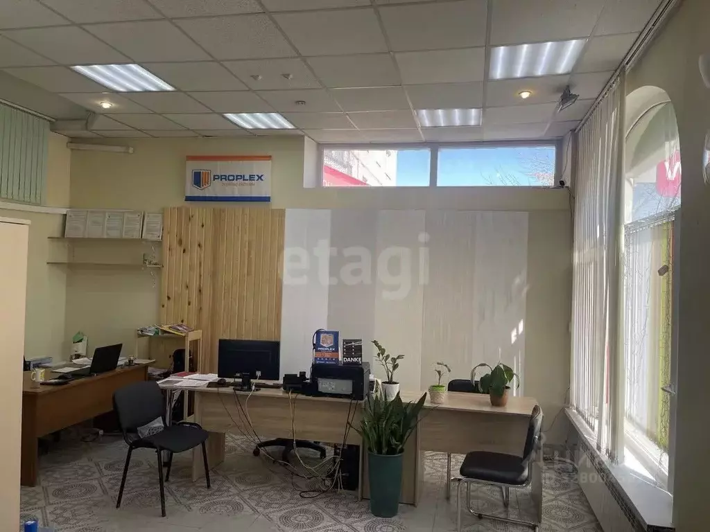 Помещение свободного назначения в Тюменская область, Тюмень ул. ... - Фото 2