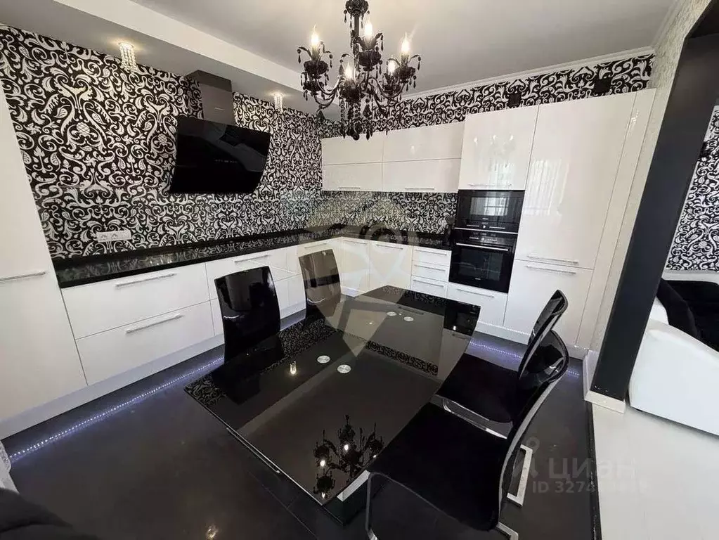 4-к кв. Белгородская область, Старый Оскол Степной мкр, 18 (116.8 м) - Фото 1