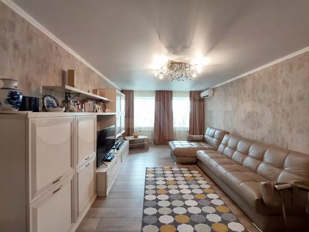 3-к. квартира, 90м, 4/5эт. - Фото 0