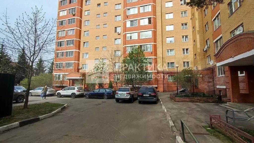 Продается 3-комнатная квартира - Фото 2