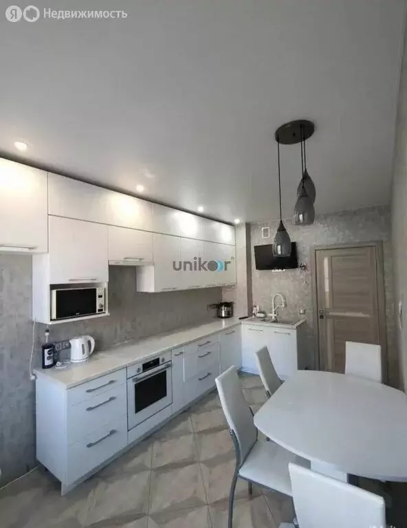 3-комнатная квартира: Уфа, Бакалинская улица, 33/1 (68.9 м) - Фото 1