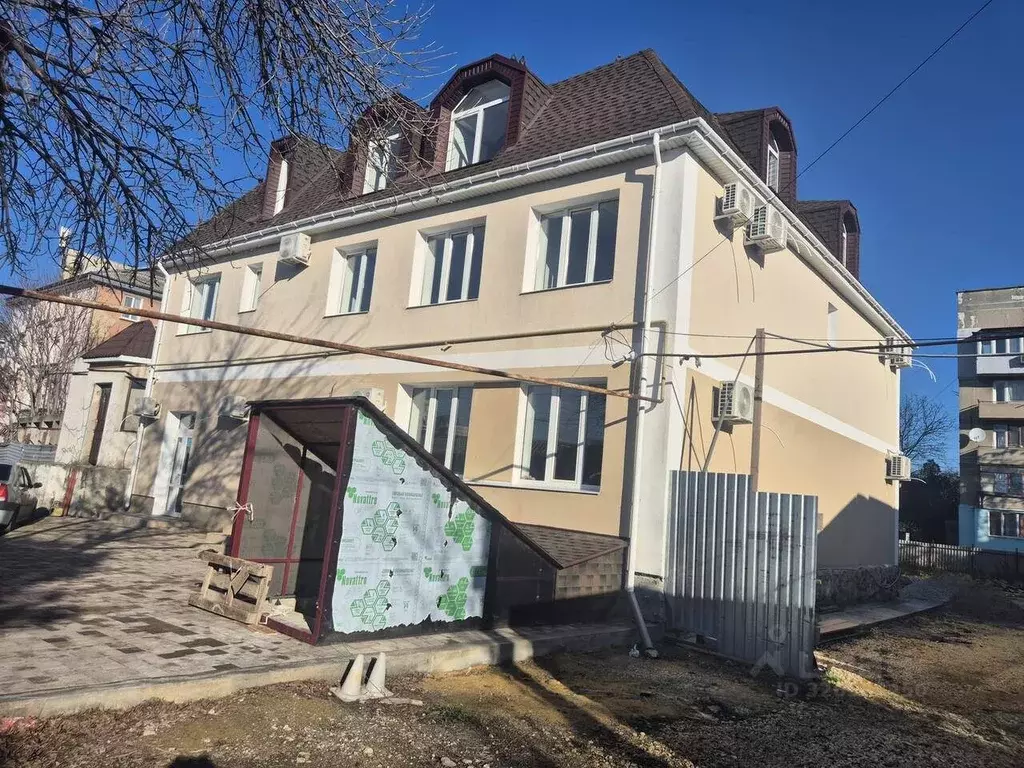 Помещение свободного назначения в Крым, Симферополь пер. Коммунальный, ... - Фото 0