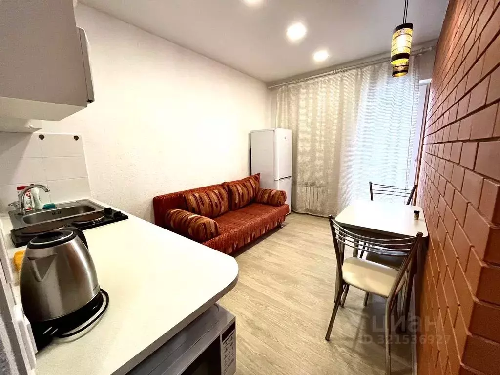 2-к кв. Пензенская область, Пенза просп. Победы, 97 (40.0 м) - Фото 2