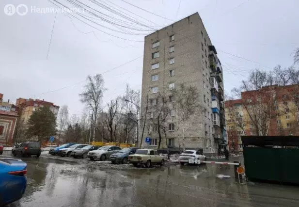 3-комнатная квартира: Тюмень, Ялуторовская улица, 16 (62.4 м) - Фото 0