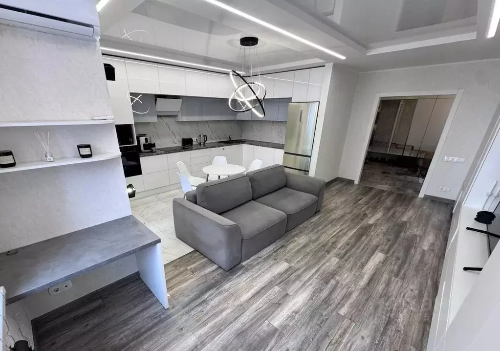 3-к кв. Татарстан, Казань ул. Аметьевская магистраль, 16к1 (94.0 м) - Фото 1