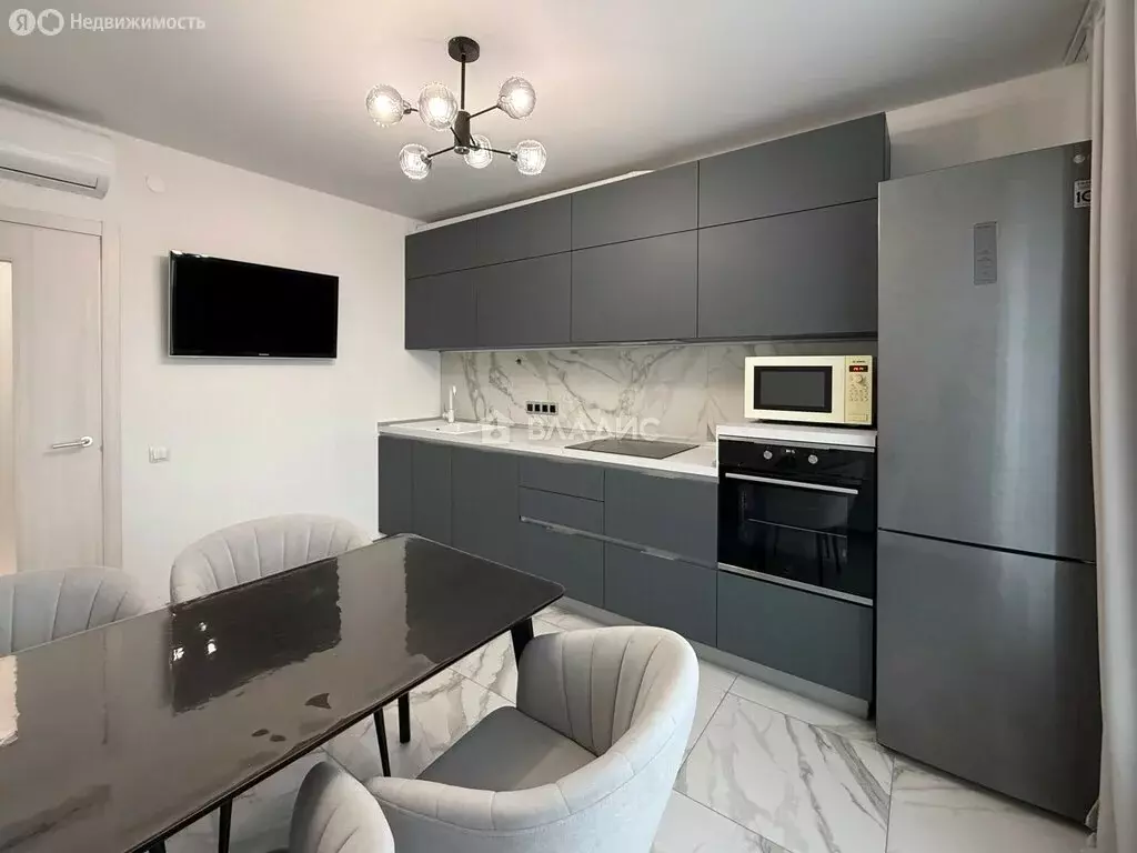 3-комнатная квартира: Москва, Боровское шоссе, 2к2 (67.7 м) - Фото 1