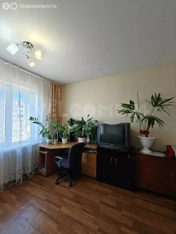 3-комнатная квартира: Чебоксары, бульвар Юности, 13 (79.8 м) - Фото 1