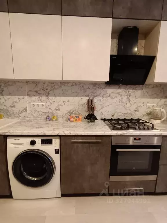 3-к кв. Саратовская область, Саратов ул. Имени А.П. Муленкова, 21/1 ... - Фото 2