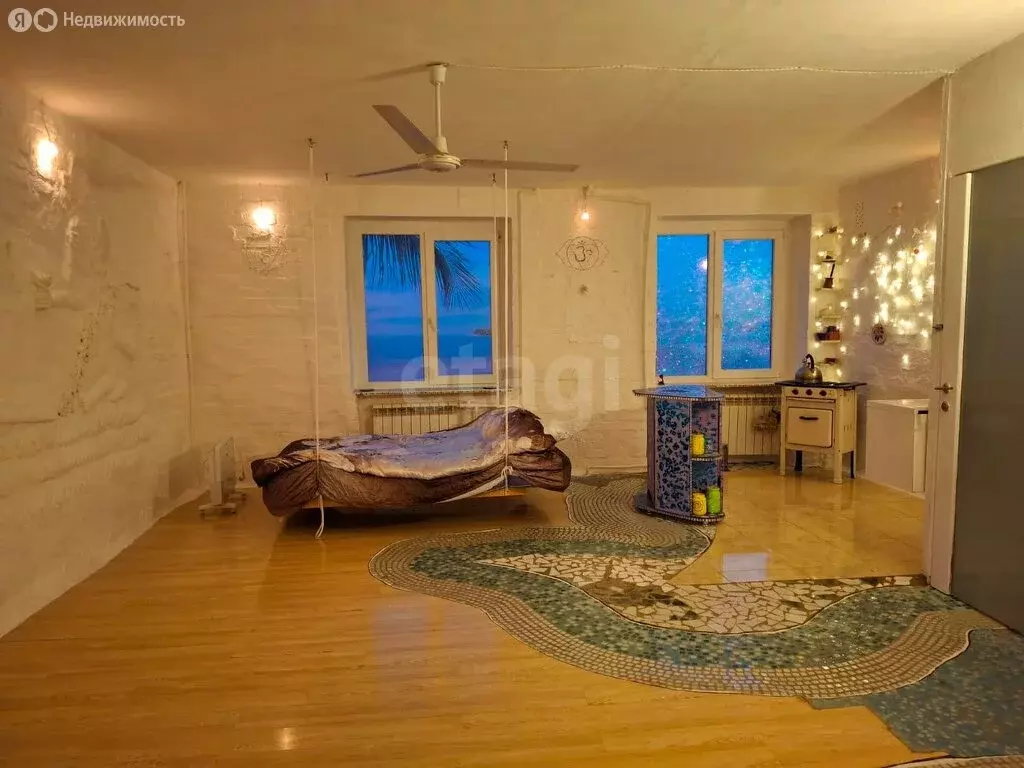 2-комнатная квартира: Астрахань, улица Комсомольская Набережная, 23 ... - Фото 1