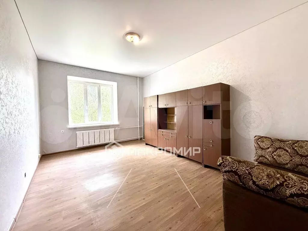 2-к. квартира, 55 м, 3/3 эт. - Фото 1