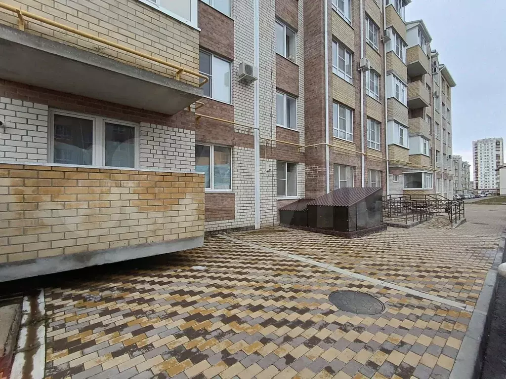 3-к. квартира, 74 м, 5/5 эт. - Фото 1