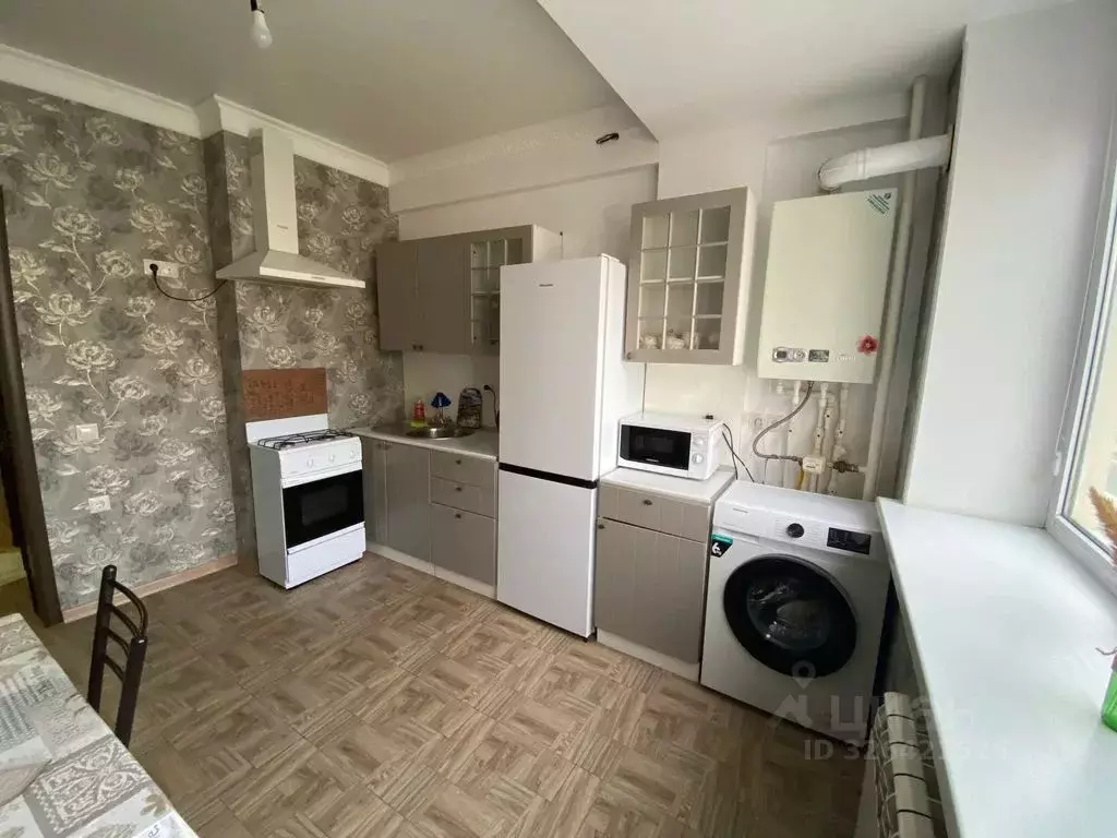 1-к кв. Дагестан, Каспийск ул. Ленина, 59А (42.0 м) - Фото 2