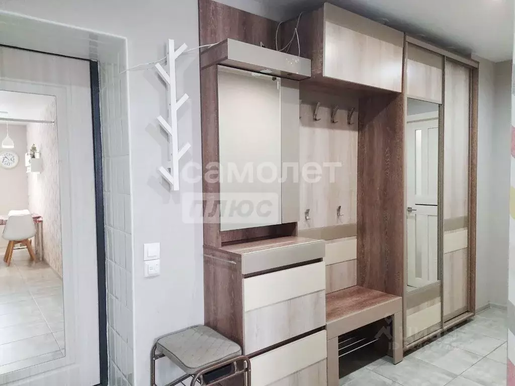 3-к кв. Удмуртия, Ижевск ул. Кирова, 105 (70.1 м) - Фото 0