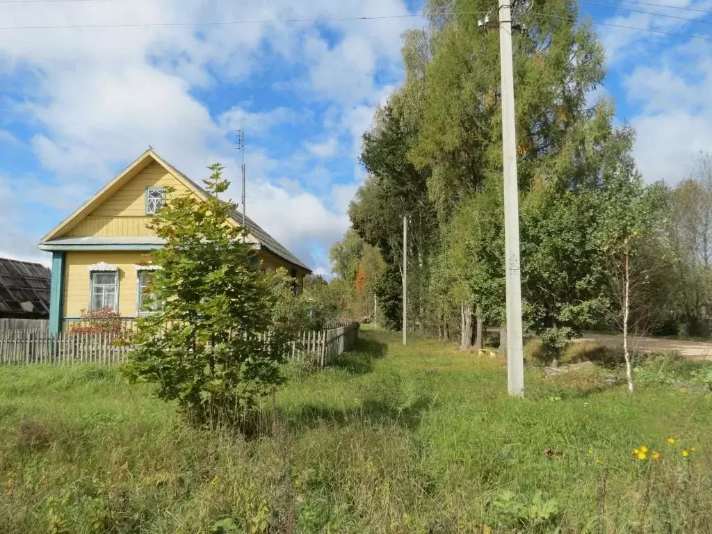 Дом в Тверская область, Нелидовский городской округ, д. Семеновское  ... - Фото 1