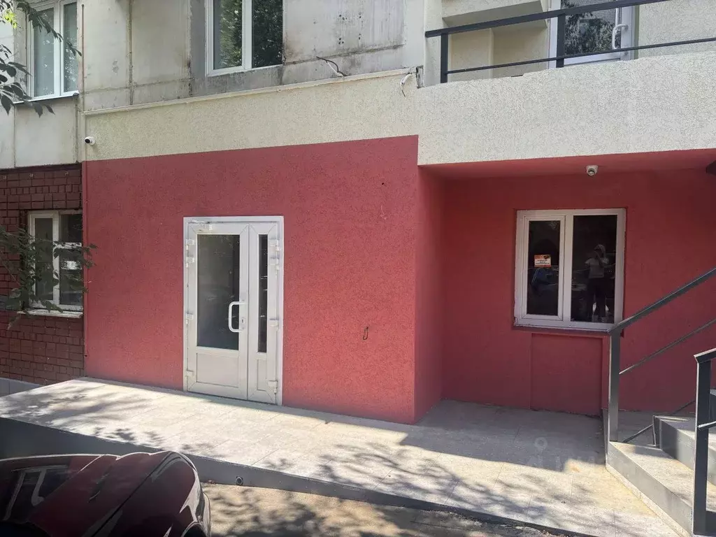 Помещение свободного назначения в Саратовская область, Саратов ул. ... - Фото 1