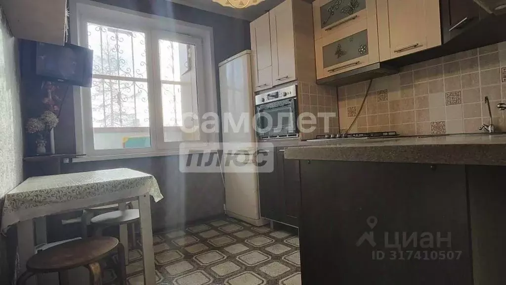 2-к кв. Свердловская область, Екатеринбург ул. Готвальда, 3 (47.0 м) - Фото 1