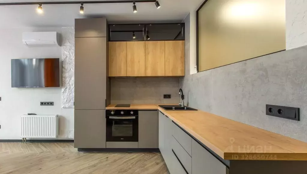 1-к кв. Краснодарский край, Сочи Центральный мкр, ул. Войкова, 28 ... - Фото 0