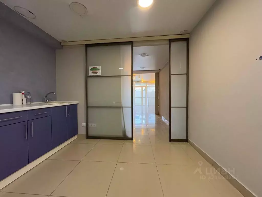 Помещение свободного назначения в Севастополь ул. Парковая, 12 (52 м) - Фото 1