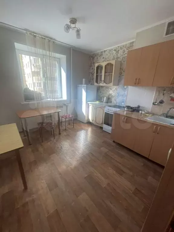 3-к. квартира, 95 м, 2/14 эт. - Фото 0