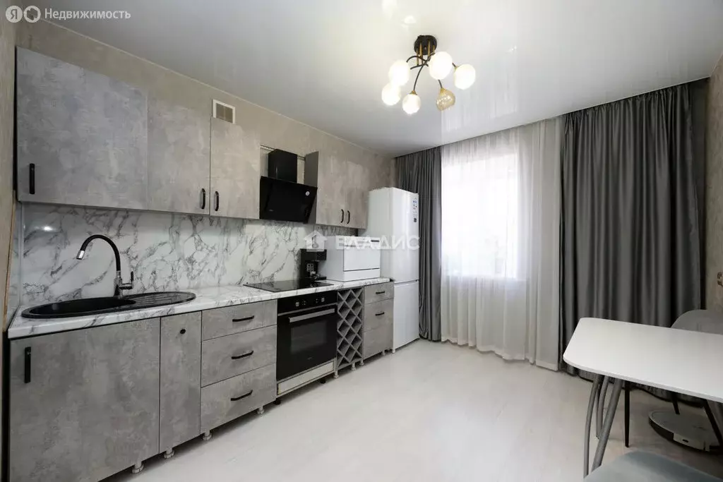 1-комнатная квартира: Благовещенск, Новая улица, 4 (36 м) - Фото 0