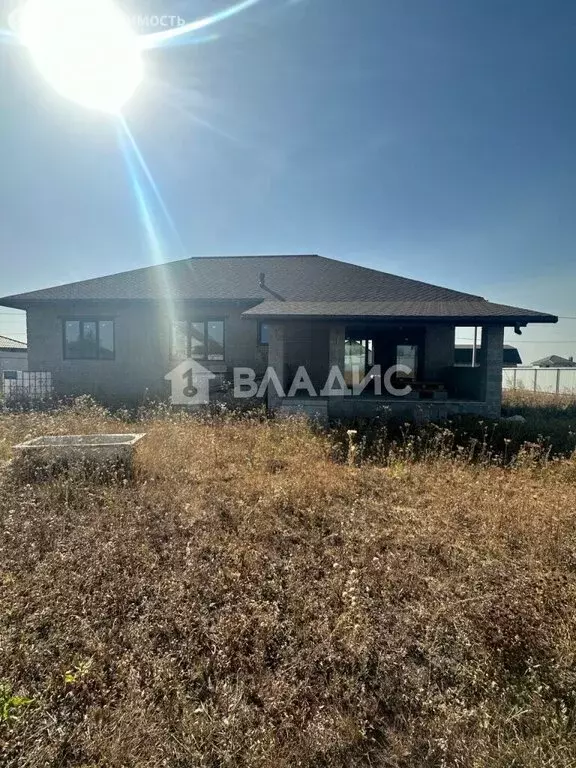 Дом в село Стрелецкое, Рябиновая улица, 73 (155 м) - Фото 1