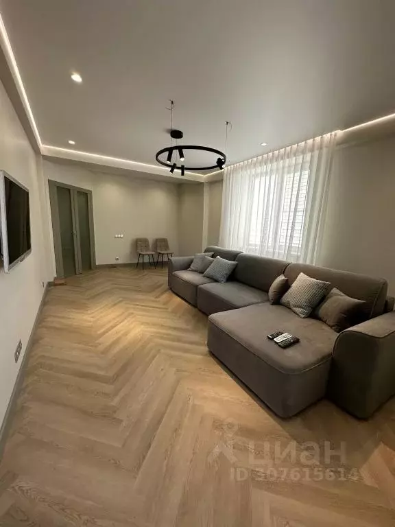 2-к кв. Ставропольский край, Железноводск ул. Ленина, 49 (86.0 м) - Фото 1