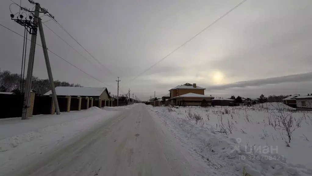 Участок в Омская область, Омский район муниципальный округ, с. ... - Фото 1