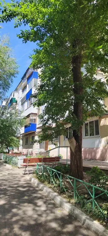 2-к кв. Самарская область, Сызрань ул. Комарова, 10 (45.0 м) - Фото 1