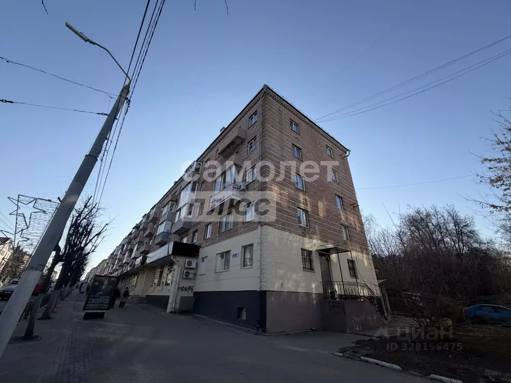 2-к кв. Брянская область, Брянск просп. Ленина, 13 (42.8 м) - Фото 2