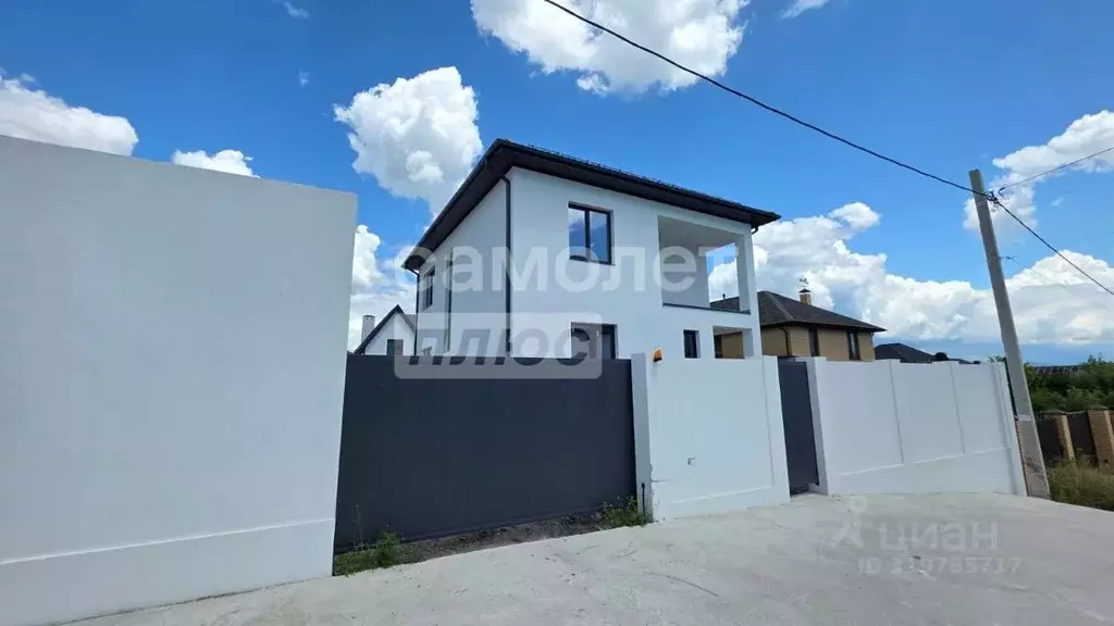 Дом в Краснодарский край, Новороссийск 5-я Бригада мкр, ул. Ударник, ... - Фото 0